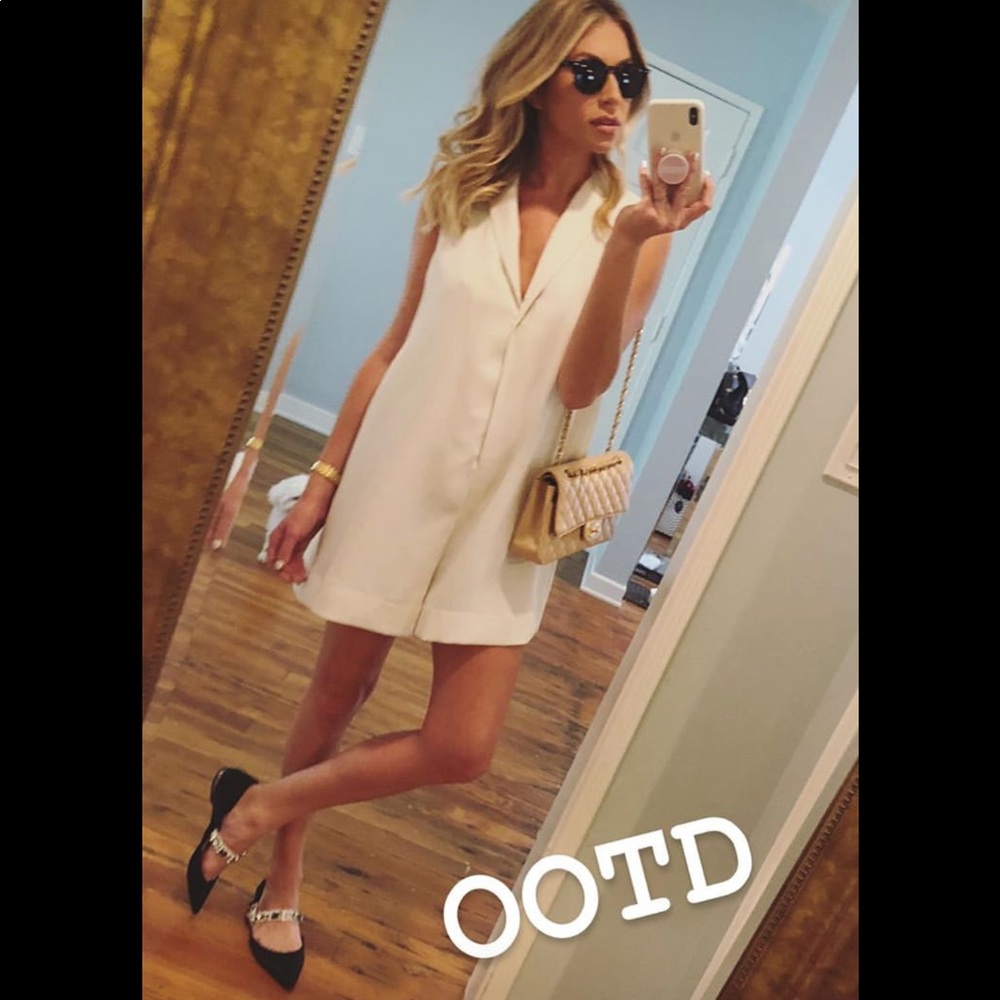 BNWT* ZaRa PoiNtY FLaTs *seen on STASSI ScHrOeDeR*